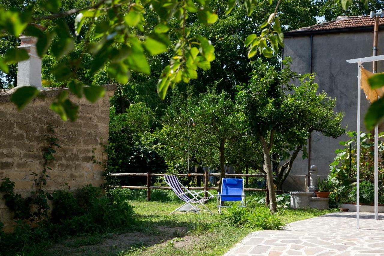 Bed and Breakfast Il Moro Bianco Teano Exterior foto